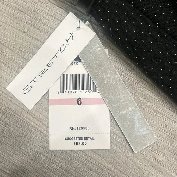 Amanda & Chelsea pencil skirt - Picture 5 of 8